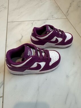 Nike Dunk Low Kids Purple and White Low-Top Sneakers with Lace-Up Closure
